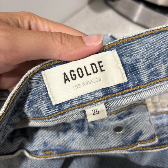 AGOLDE 90s Pinch Waist Shorts in Latitude - Picture 6 of 7